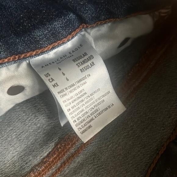 American Eagle Flare Jeans - Picture 4 of 5